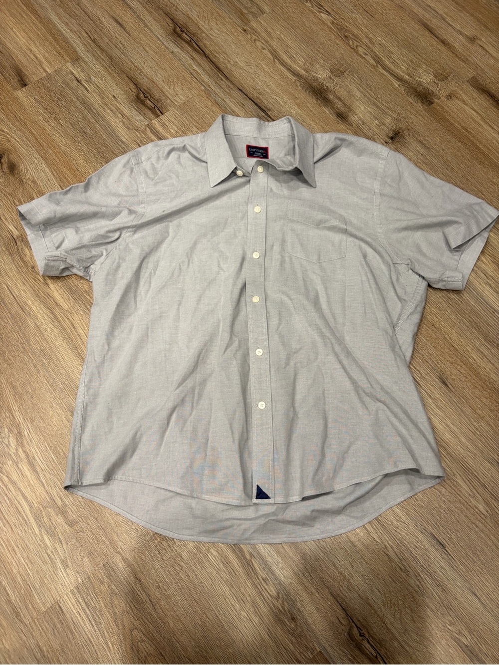 UNTUCKit Light Gray Short-Sleeve Button-Down Shirt